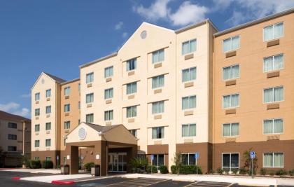 Fairfield Inn  Suites by marriott San Antonio AirportNorth Star mall